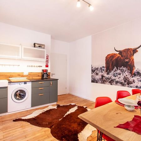 Modern & Spacious Apartment For Up To 8 Persons Würzburg Exteriör bild