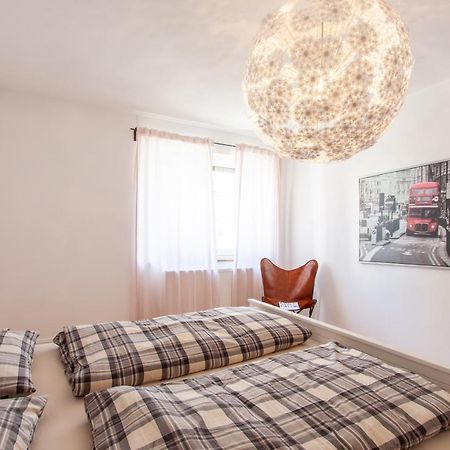 Modern & Spacious Apartment For Up To 8 Persons Würzburg Exteriör bild