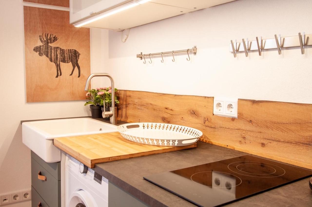 Modern & Spacious Apartment For Up To 8 Persons Würzburg Exteriör bild