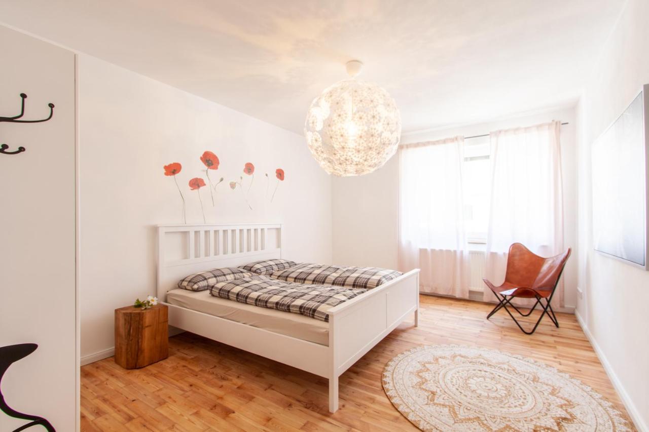 Modern & Spacious Apartment For Up To 8 Persons Würzburg Exteriör bild