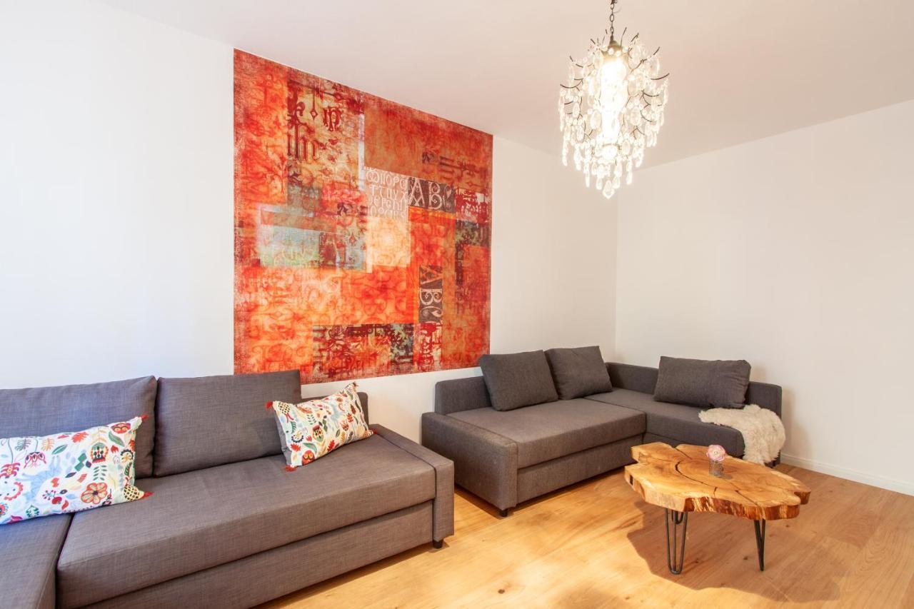 Modern & Spacious Apartment For Up To 8 Persons Würzburg Exteriör bild